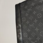 Louis Vuitton Pochette Voyage D — фото 21