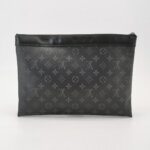 Louis Vuitton Pochette Voyage D — фото 4