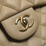 Chanel Classic Flap — фото 12