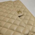 Chanel Classic Flap — фото 15
