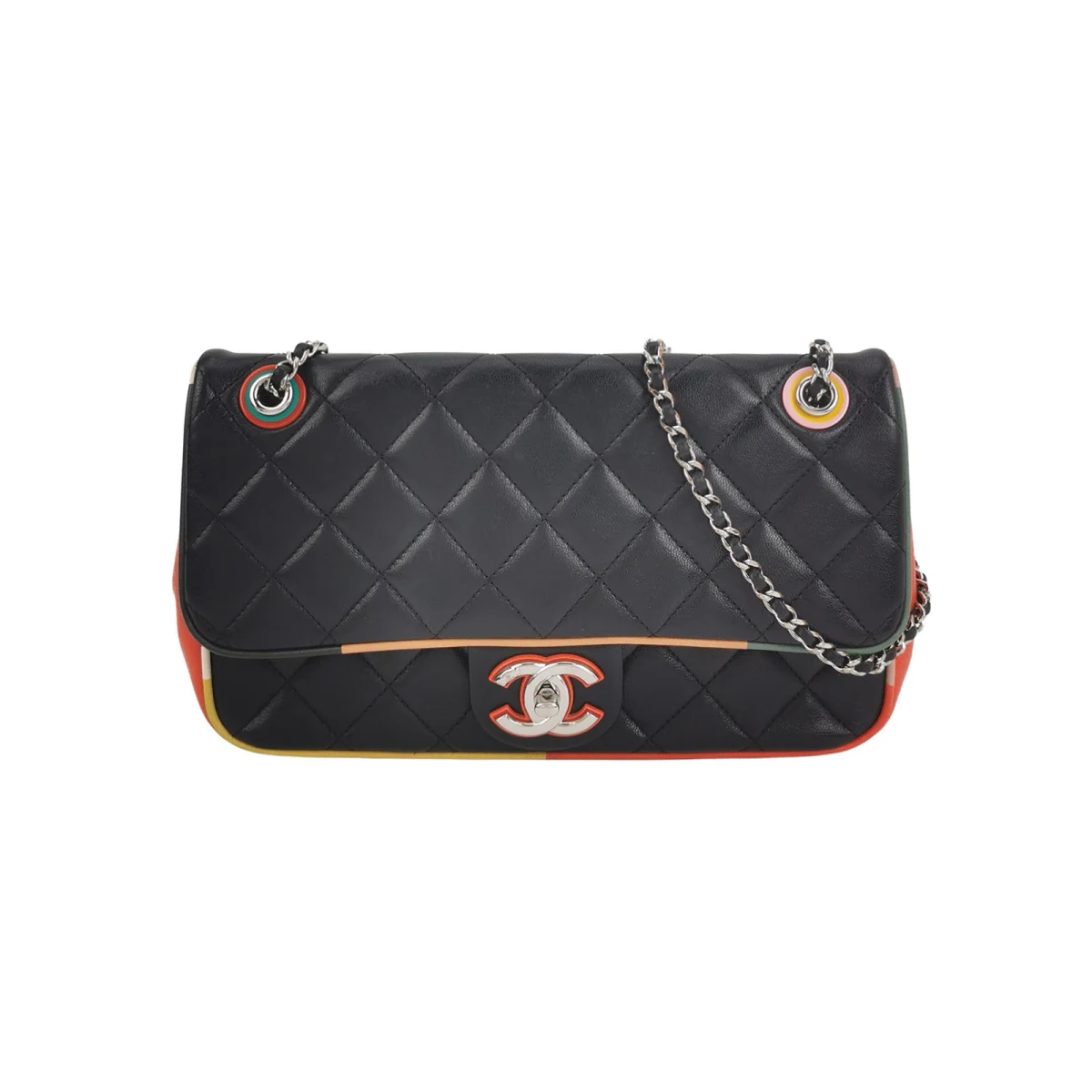 Chanel Flap Bag — продано