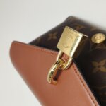 Louis Vuitton Padlock on Strap — фото 14