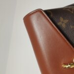 Louis Vuitton Padlock on Strap — фото 17