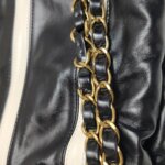 Chanel 22 Bag Logo — фото 13