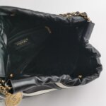 Chanel 22 Bag Logo — фото 7