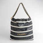 Chanel 22 Bag Logo — фото 9