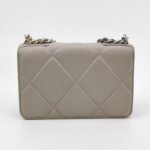 Chanel 19 Bag — фото 5