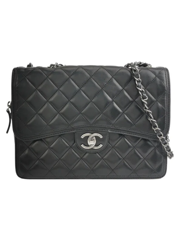 Chanel Flap Bag C Logo — продано