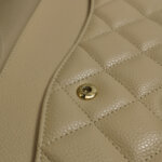 Chanel Classic Flap — фото 16