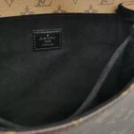 Louis Vuitton Pochette Metis S-lock (Луи Виттон) — фото 8