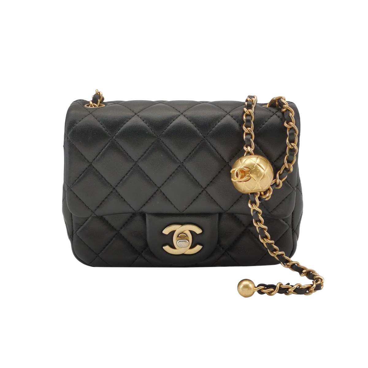Chanel Classic Flap — фото 1