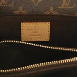 Louis Vuitton Pochette Metis East West — фото 8