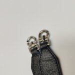Givenchy Moon Cut Out Logo — фото 13