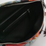 Valentino Garavani Logo Belt Bag — фото 7