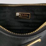Prada Re-Edition 2000 — фото 8
