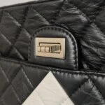 Chanel 2.55 Flag Bag — фото 11