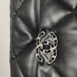 Chanel 19 Bag C — фото 15