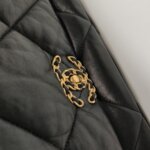 Chanel 19 Bag C — фото 12
