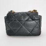Chanel 19 Bag C — фото 5
