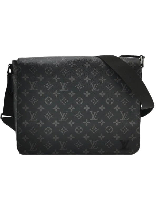 Louis Vuitton District Monogram