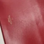 Valentino Garavani Lambskin Logo Clutch — фото 25