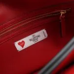 Valentino Garavani Lambskin Logo Clutch — фото 7