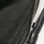 Valentino Garavani Waxed Calfskin Crossbody — фото 11