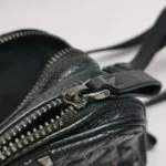 Valentino Garavani Waxed Calfskin Crossbody — фото 13