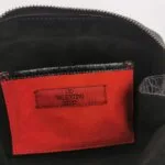 Valentino Garavani Waxed Calfskin Crossbody — фото 8