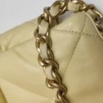 Chanel 19 Bag C — фото 15