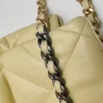 Chanel 19 Bag C — фото 16