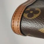 Louis Vuitton Dauphine Monogram LV (Луи Виттон) — фото 20
