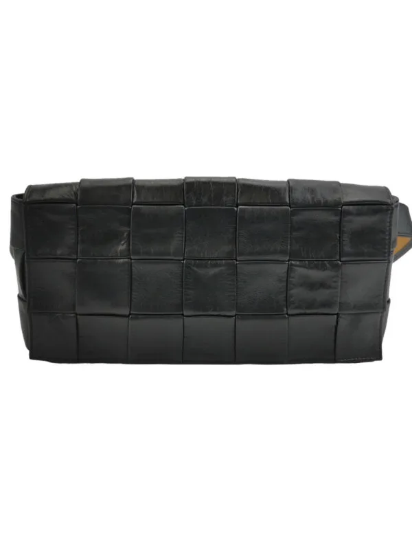 Bottega Veneta Cassette Intreccio — продано