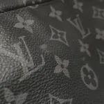 Louis Vuitton Cabas Light logo — фото 16