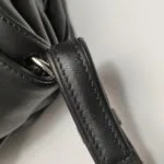Valentino Garavani Calfskin Crossbody — фото 10