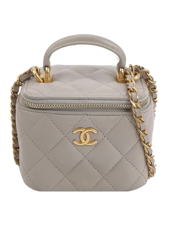 Chanel Vanity Case C — продано