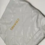 Chanel 22 Bag Logo — фото 19