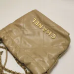 Chanel 22 Bag Logo — фото 19