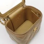 Chanel Vanity Case C — фото 7