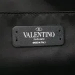 Valentino Garavani Calfskin Logo Clutch — фото 7