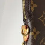 Louis Vuitton Utility Phonepocket Monogram — фото 14
