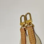 Louis Vuitton Utility Phonepocket Monogram — фото 16