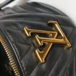 Louis Vuitton New Wave Logo — фото 11