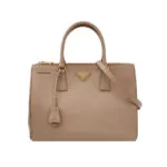 Prada Galleria (Прада) — миниатюра 1