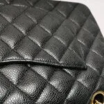 Chanel Classic Flap C — фото 19