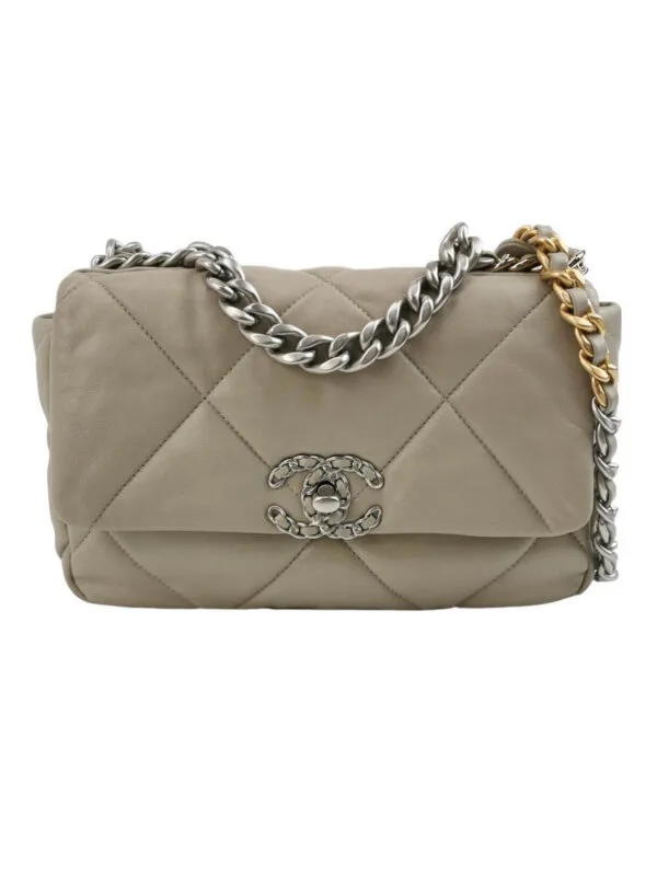 Chanel 19 Bag C — продано