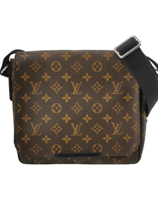 Louis Vuitton District Monogram