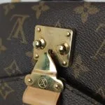Louis Vuitton Pochette Metis East West — фото 11