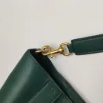 Valentino Garavani Calfskin Logo Crossbody — фото 14