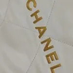 Chanel 22 Bag Logo — фото 15